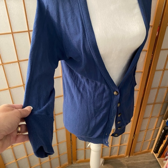 Abercrombie & Fitch Women Sweater Small Blue Cardigan Logo Pockets Qtr Sleeve - Picture 3 of 5